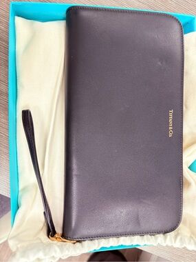 Tiffany & Co. Smooth Leather Travel Wallet Black